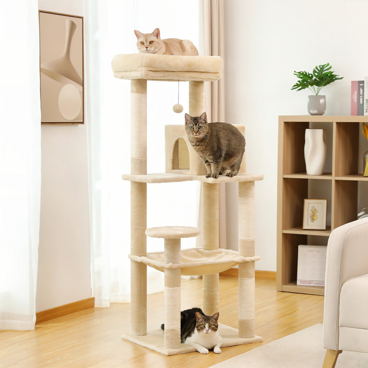 Arbre à chat grande taille beige pelucheux