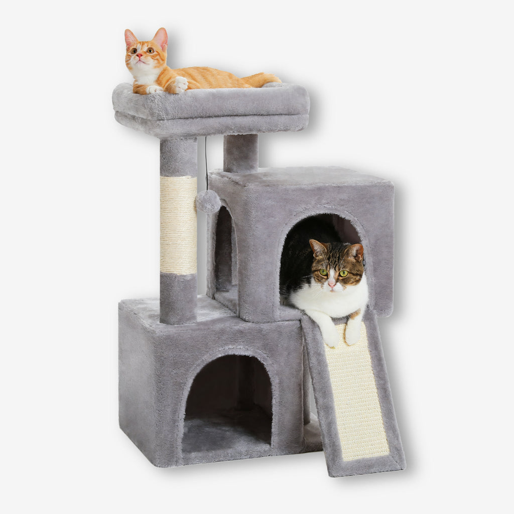 Arbre à chat petit taille gris pelucheux